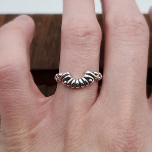 Size 7.25 925 Sterling Silver Unique Design Guard Ring
